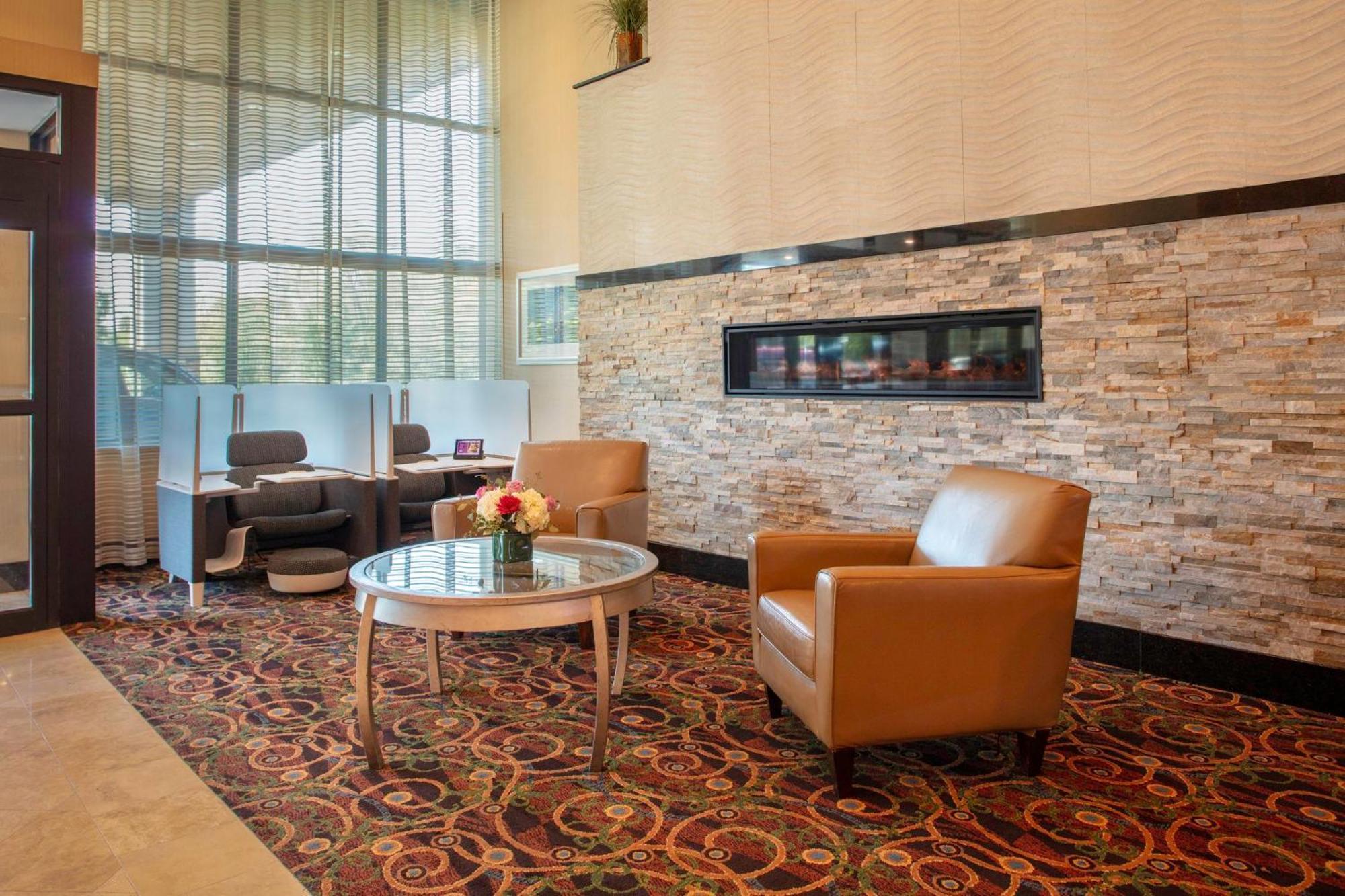 Crowne Plaza Boston - Woburn By Ihg Hotel Exterior foto