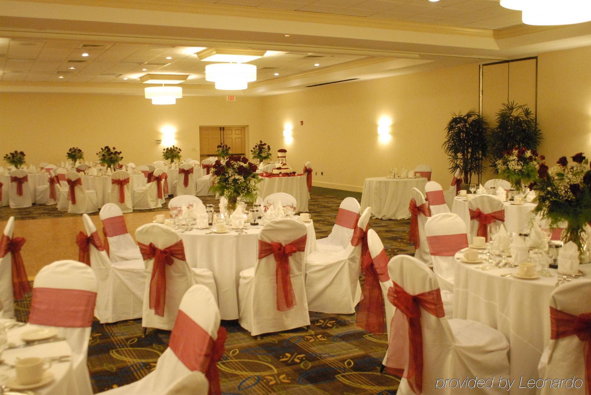 Crowne Plaza Boston - Woburn By Ihg Hotel Restaurante foto